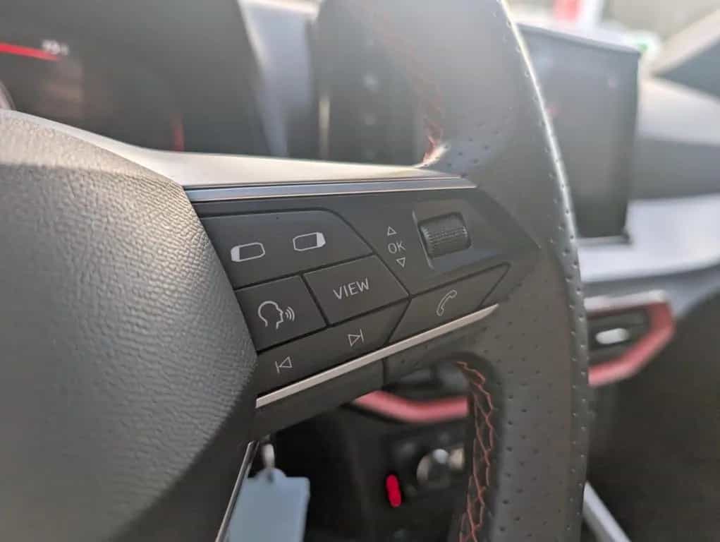 Seat Arona 1.0 TSI FR Navi LED SHZ PDC DAB 09/2024-photo-16