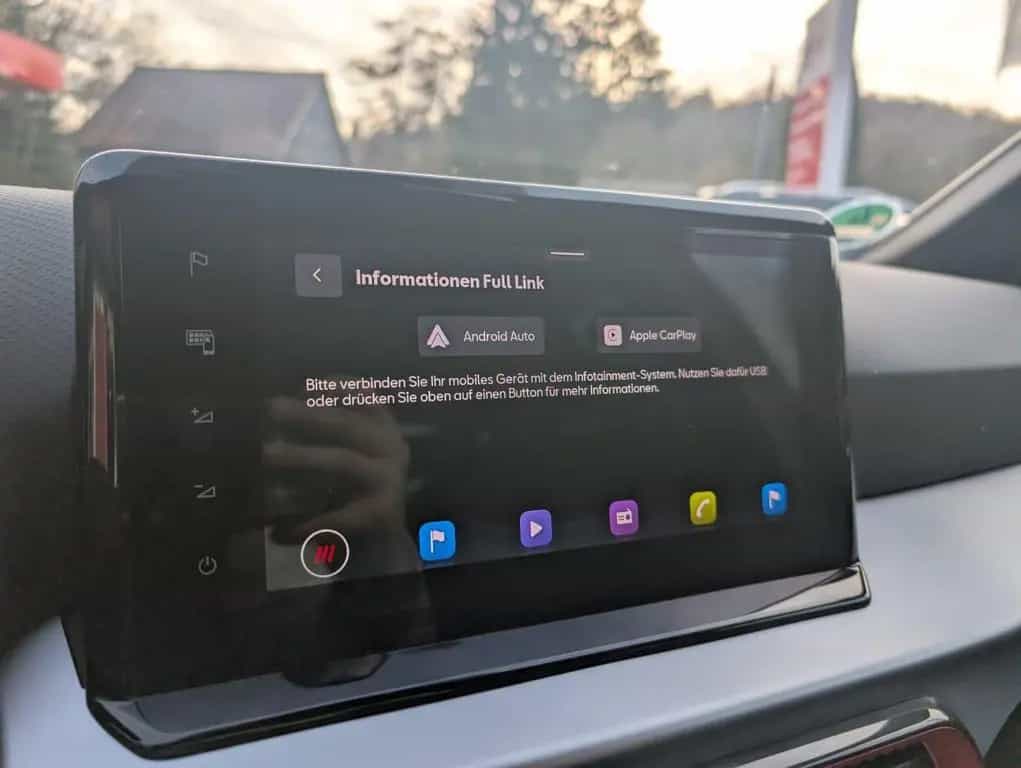Seat Arona 1.0 TSI FR Navi LED SHZ PDC DAB 09/2024-photo-8