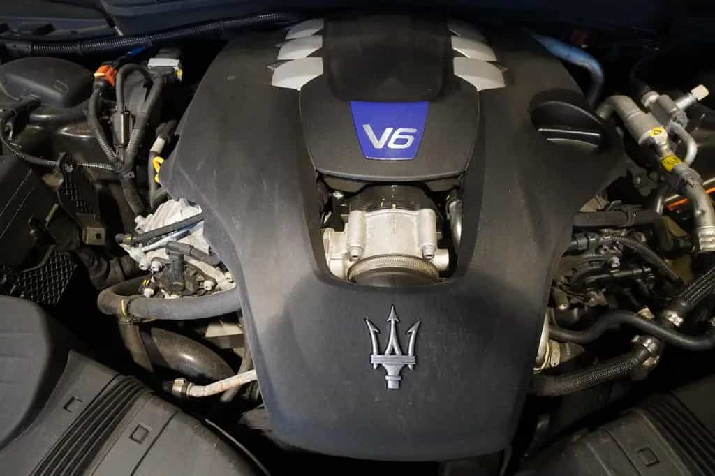Maserati Ghibli 3.0 V6 GranSport S Q4-BRD-U-frei-Facelift 08/2021-photo-21
