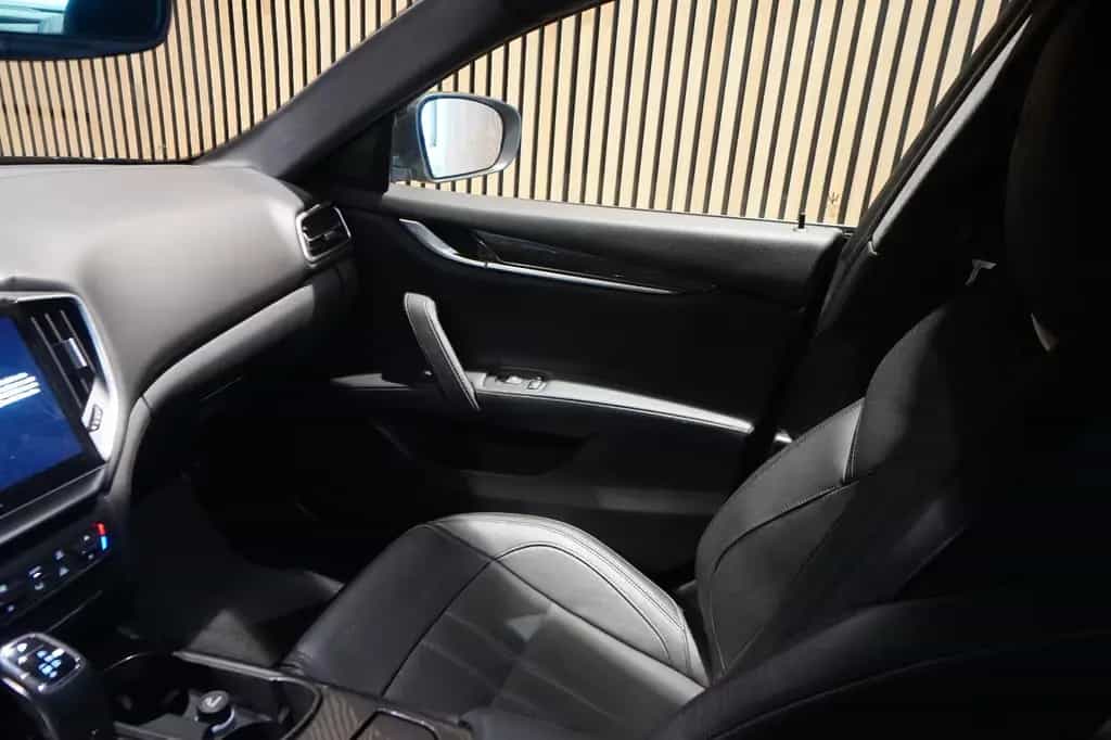 Maserati Ghibli 3.0 V6 GranSport S Q4-BRD-U-frei-Facelift 08/2021-photo-8