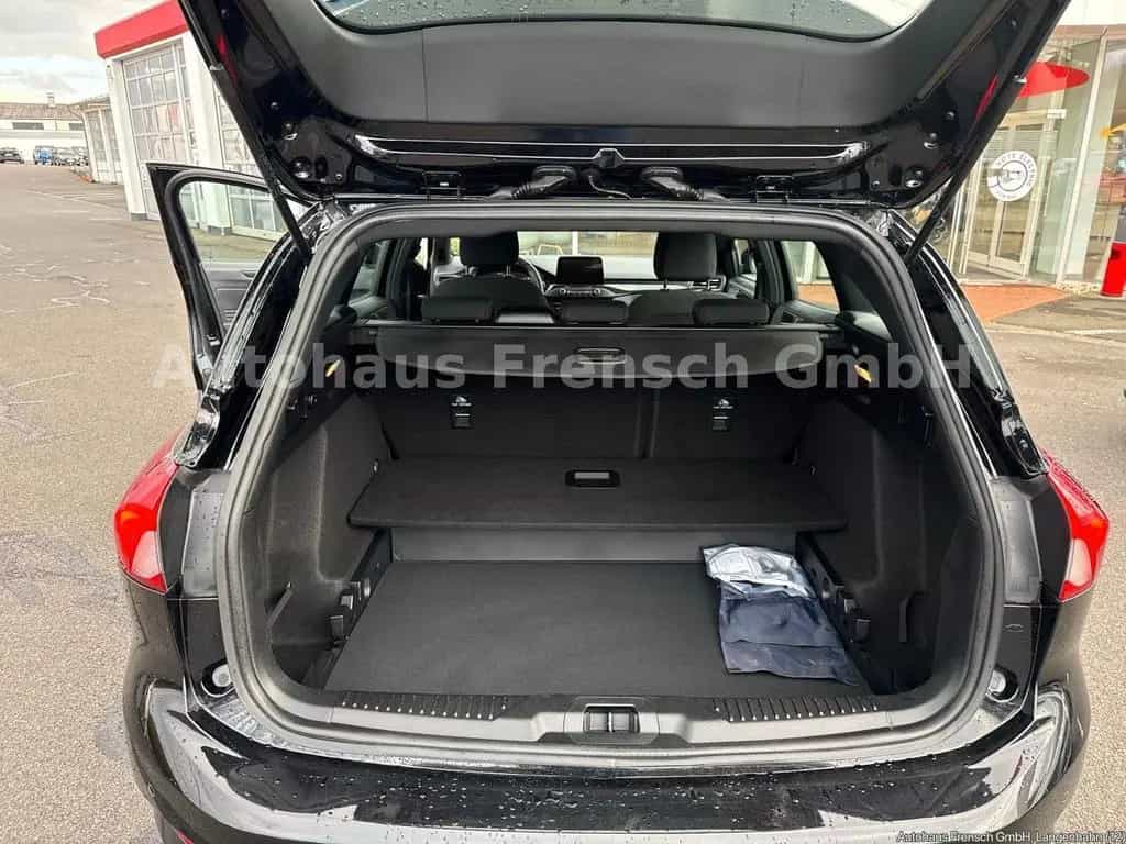 Ford Focus Turnier ST-Line AHK 09/2021-photo-15