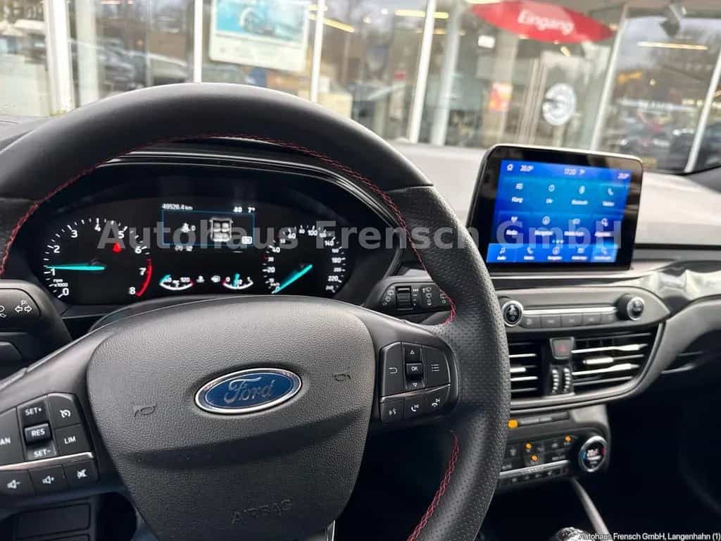 Ford Focus Turnier ST-Line AHK 09/2021-photo-4