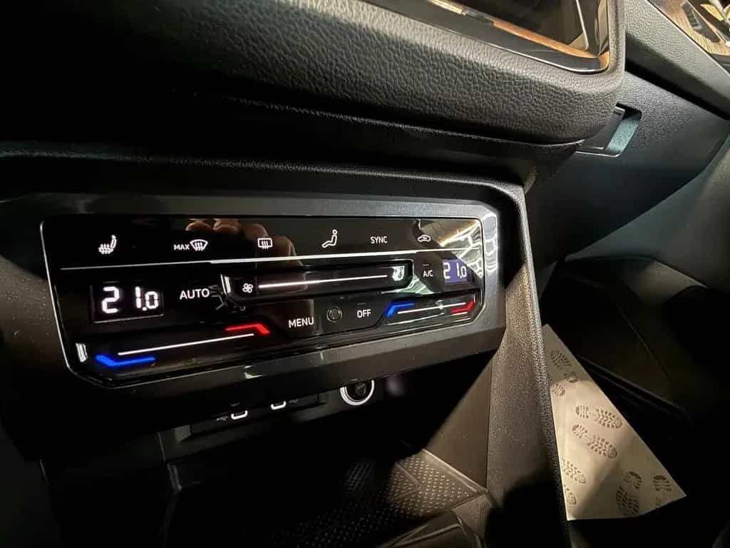 Volkswagen Tiguan 1,5 TSI Active *Navi*Kam*ACC*LED*Ambiente 12/2022-photo-22