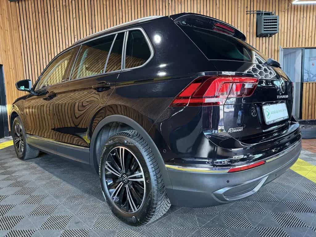 Volkswagen Tiguan 1,5 TSI Active *Navi*Kam*ACC*LED*Ambiente 12/2022-photo-4