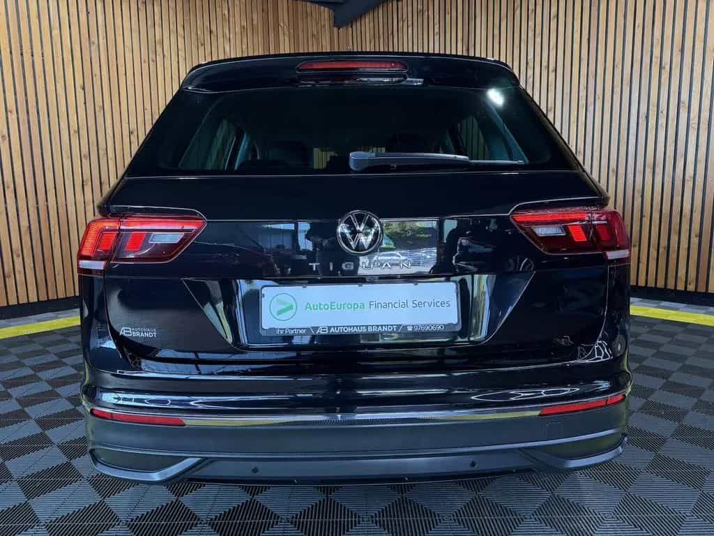 Volkswagen Tiguan 1,5 TSI Active *Navi*Kam*ACC*LED*Ambiente 12/2022-photo-5