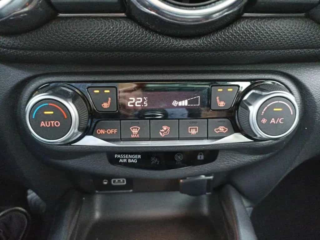 Nissan Juke 1.0 DIG-T Acenta*Komfort*SHZ*Klimaauto 09/2023-photo-19