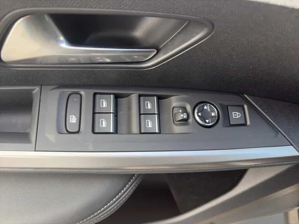 Peugeot 5008 Hybrid 145 GT E-DSC6 / 360°Kamera 04/2025-photo-12