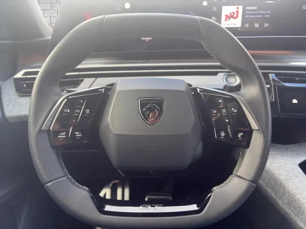 Peugeot 5008 Hybrid 145 GT E-DSC6 / 360°Kamera 04/2025-photo-14