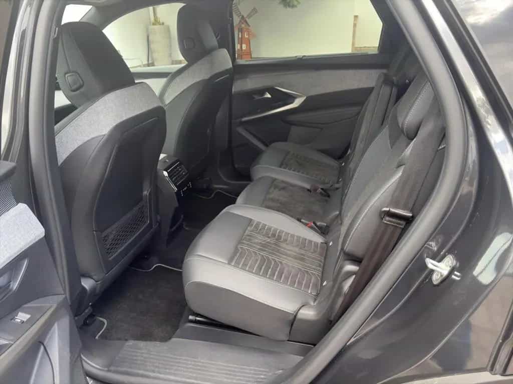 Peugeot 5008 Hybrid 145 GT E-DSC6 / 360°Kamera 04/2025-photo-25