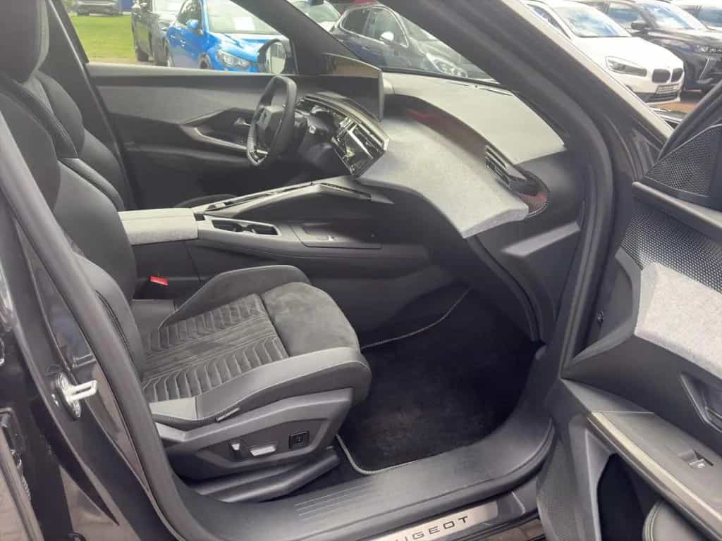 Peugeot 5008 Hybrid 145 GT E-DSC6 / 360°Kamera 04/2025-photo-28