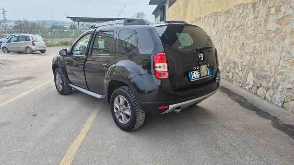 Dacia Duster 1.5 dCi 110CV 4x4 Lauréate 01/2015-photo-1