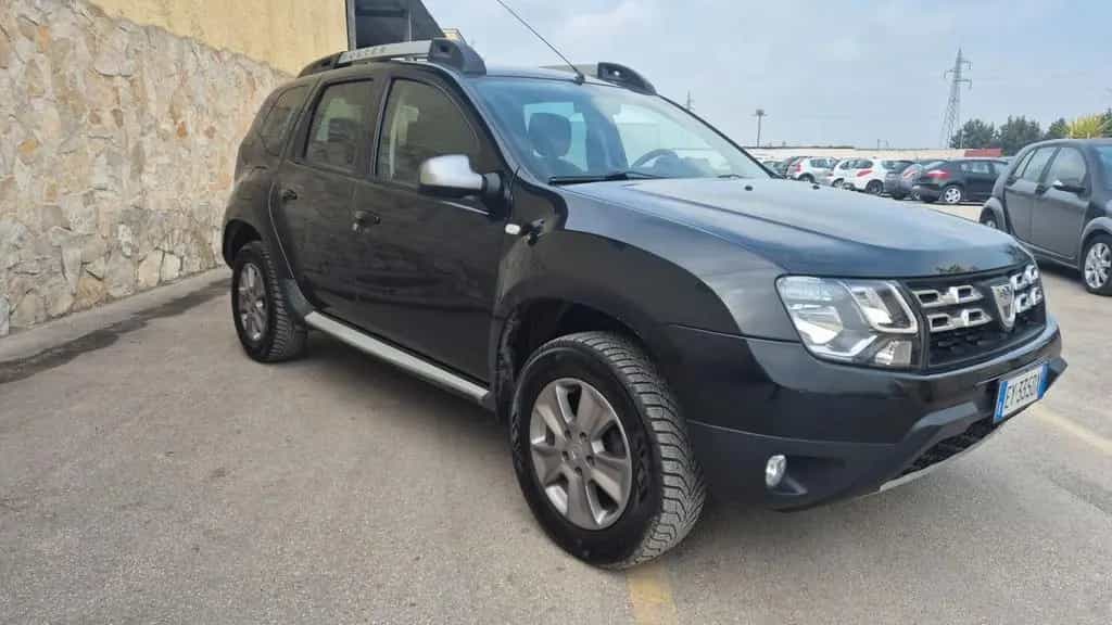 Dacia Duster 1.5 dCi 110CV 4x4 Lauréate 01/2015-photo-2