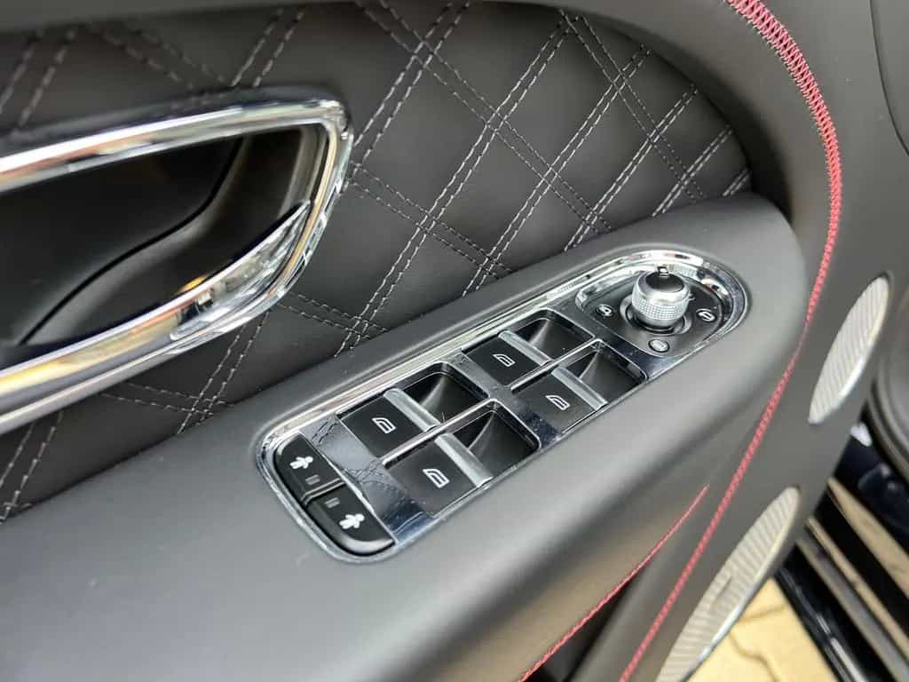 Bentley Bentayga V8 S 4WD |AHK|PANO|NAIM|MULLINER|1hd|DE 02/2024-photo-11