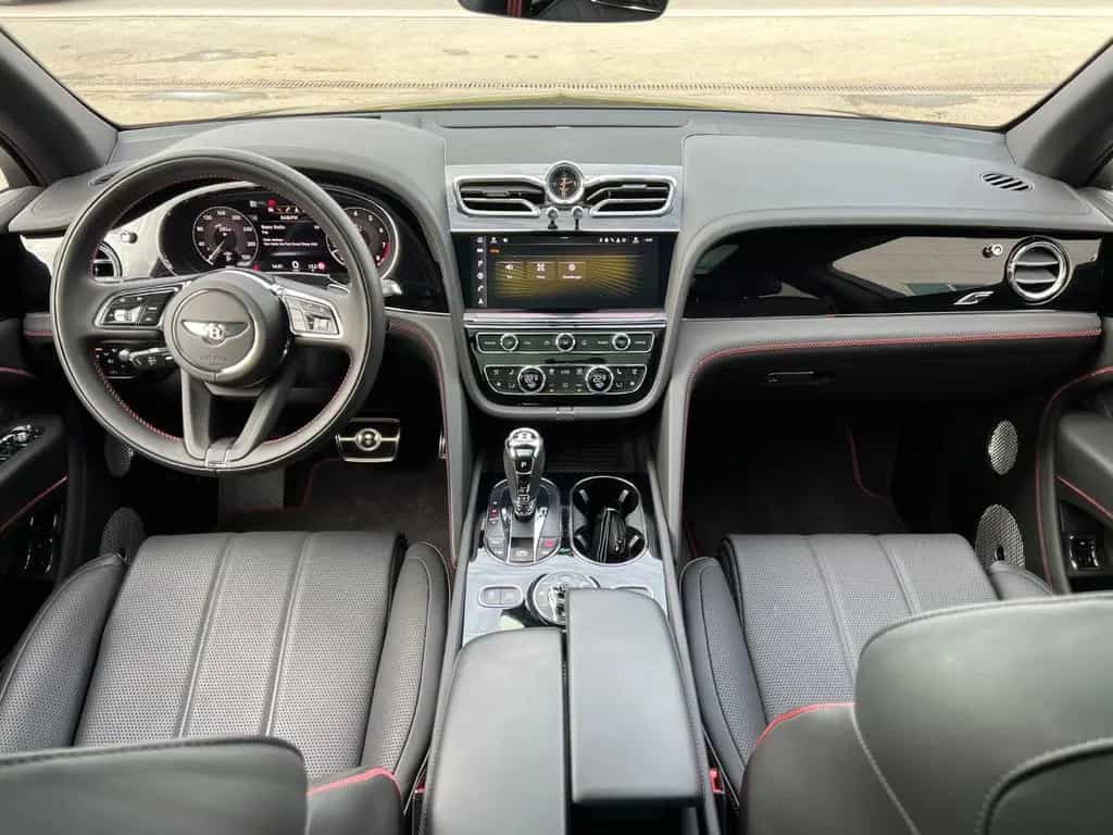 Bentley Bentayga V8 S 4WD |AHK|PANO|NAIM|MULLINER|1hd|DE 02/2024-photo-21