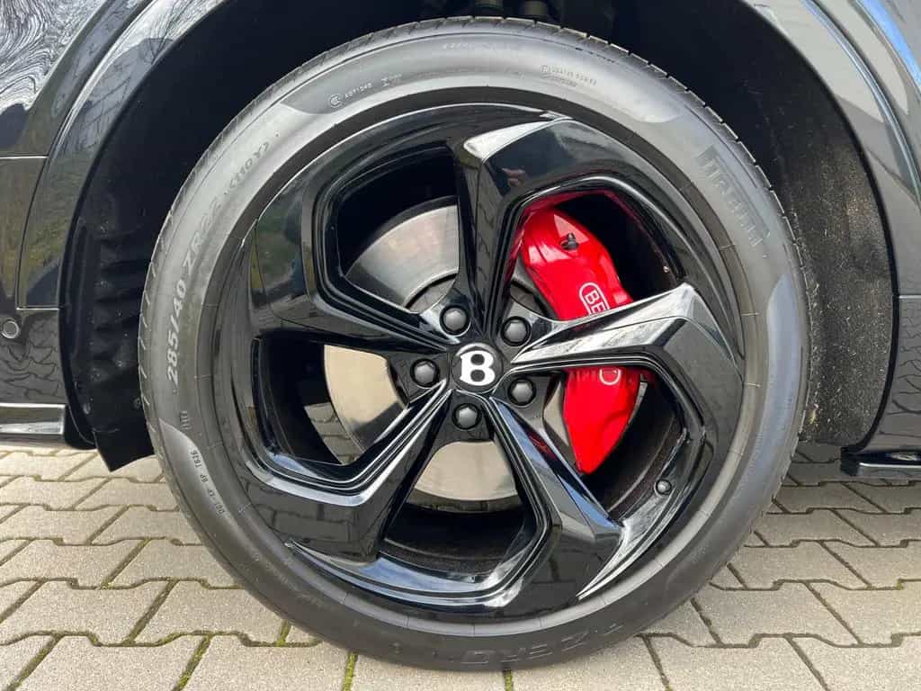Bentley Bentayga V8 S 4WD |AHK|PANO|NAIM|MULLINER|1hd|DE 02/2024-photo-6