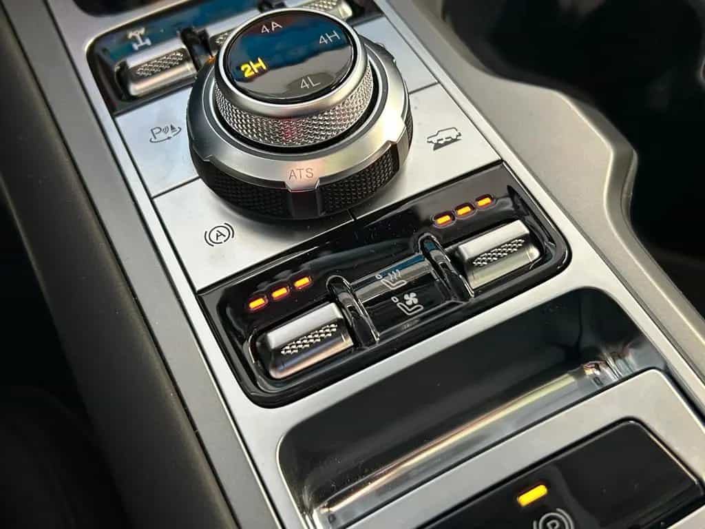 BAIC BJ40 2.0T 4WD 360°Kamera LED Leder Panorama null-photo-38