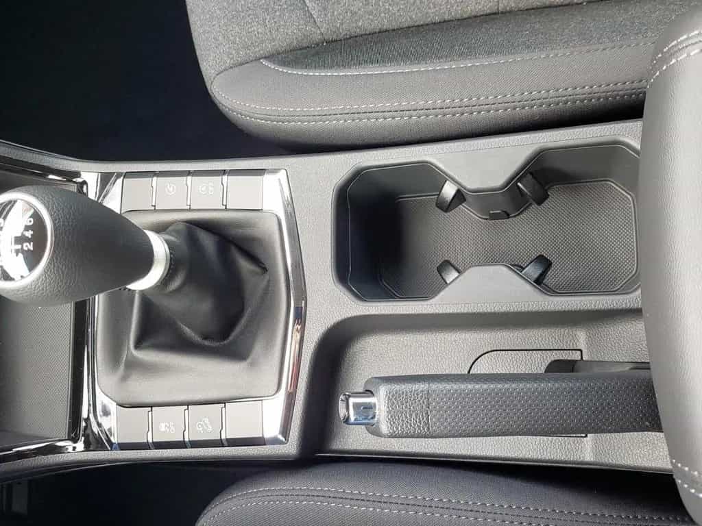 KGM Korando ESSENTIAL 1.5 NAVI/DAB/SHZ/KAMERA/ALU 03/2026-photo-15