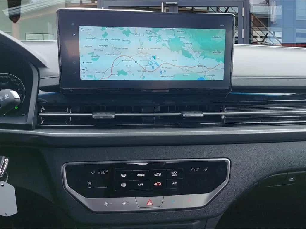 KGM Musso Grand Core 2.2 4WD °Navi°RFK°PDC°Tempomat° null-photo-11