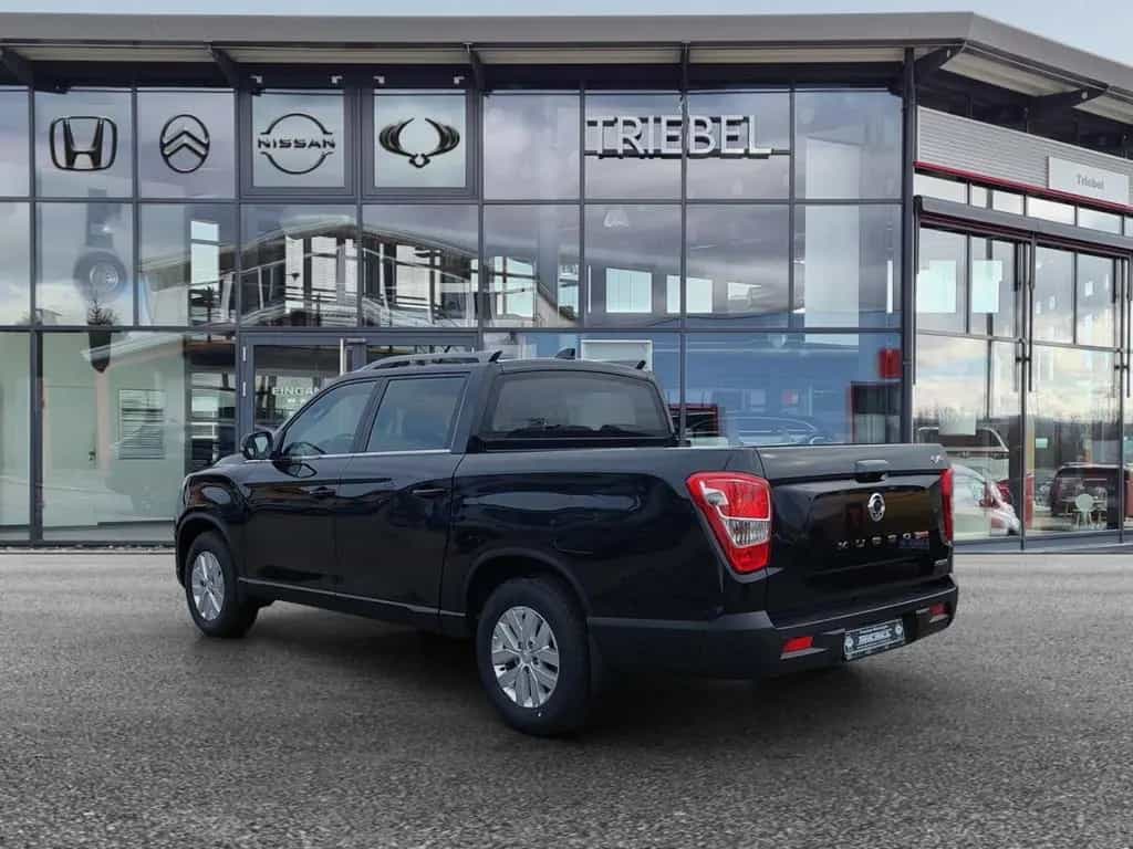 KGM Musso Grand Core 2.2 4WD °Navi°RFK°PDC°Tempomat° null-photo-3
