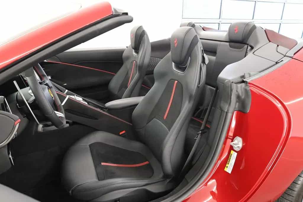 Ferrari Roma Spider / RossoCalifornia / Ferrari Approved 09/2024-photo-19