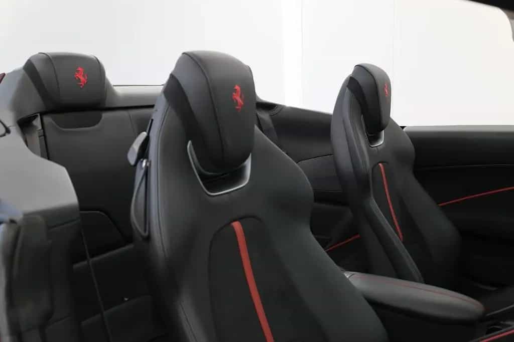 Ferrari Roma Spider / RossoCalifornia / Ferrari Approved 09/2024-photo-21