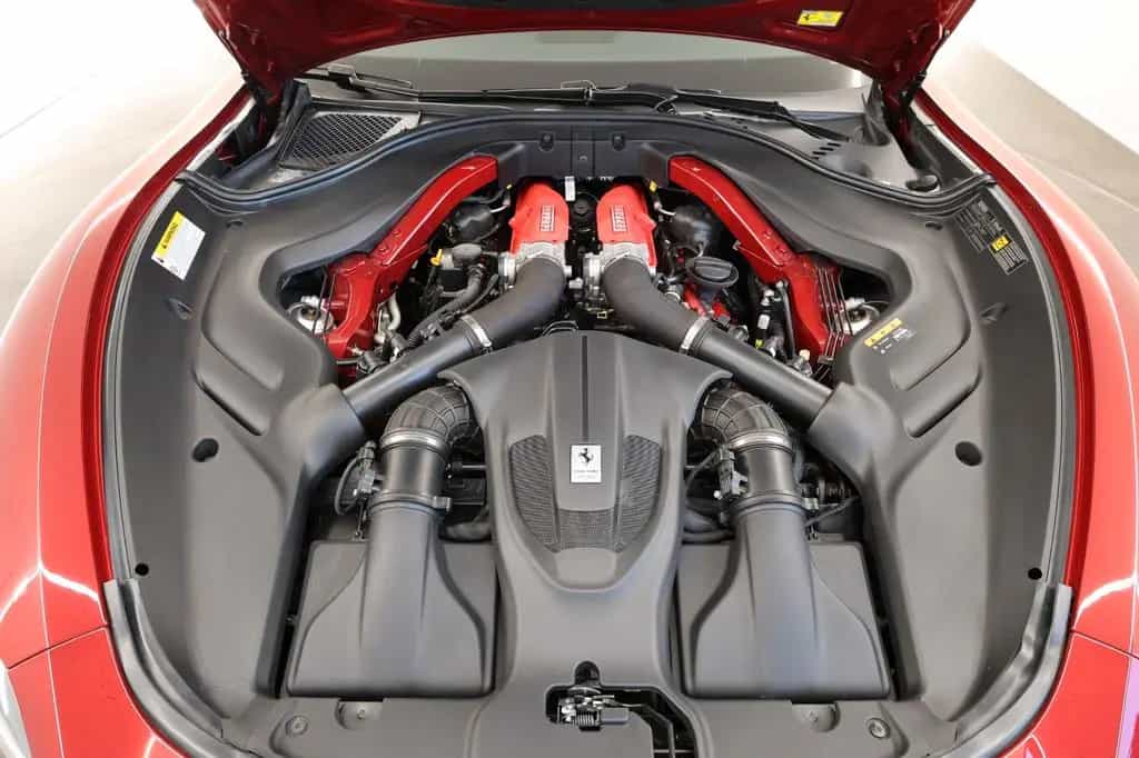 Ferrari Roma Spider / RossoCalifornia / Ferrari Approved 09/2024-photo-24