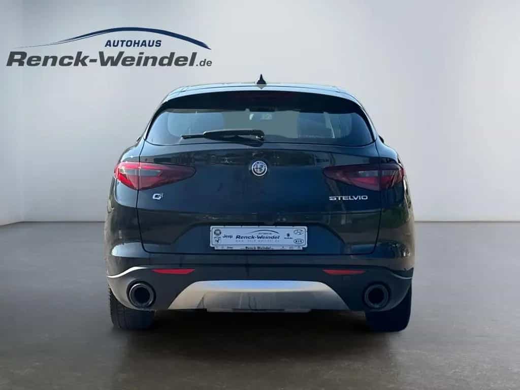 Alfa Romeo Stelvio 2.0 Turbo Super Q4 Navi Digitales Cockpi 01/2018-photo-3