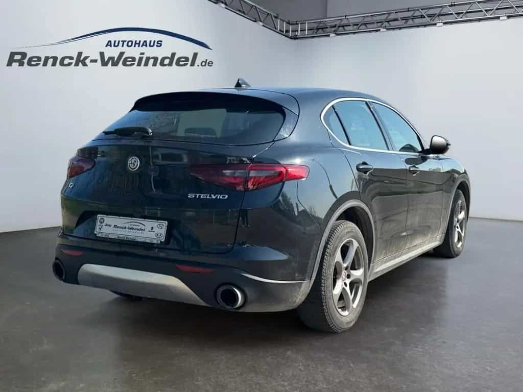 Alfa Romeo Stelvio 2.0 Turbo Super Q4 Navi Digitales Cockpi 01/2018-photo-4