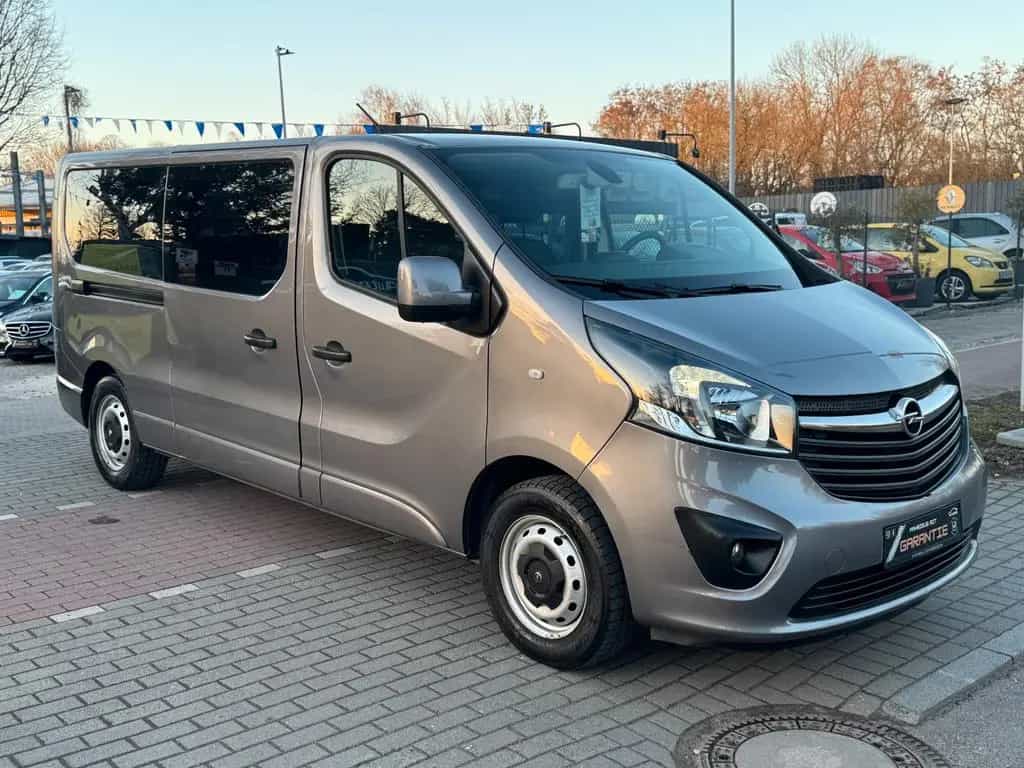 Opel Vivaro B Kombi L2H1*9Sitze*Nav*Temp*TÜV NEU* 04/2017-photo-2