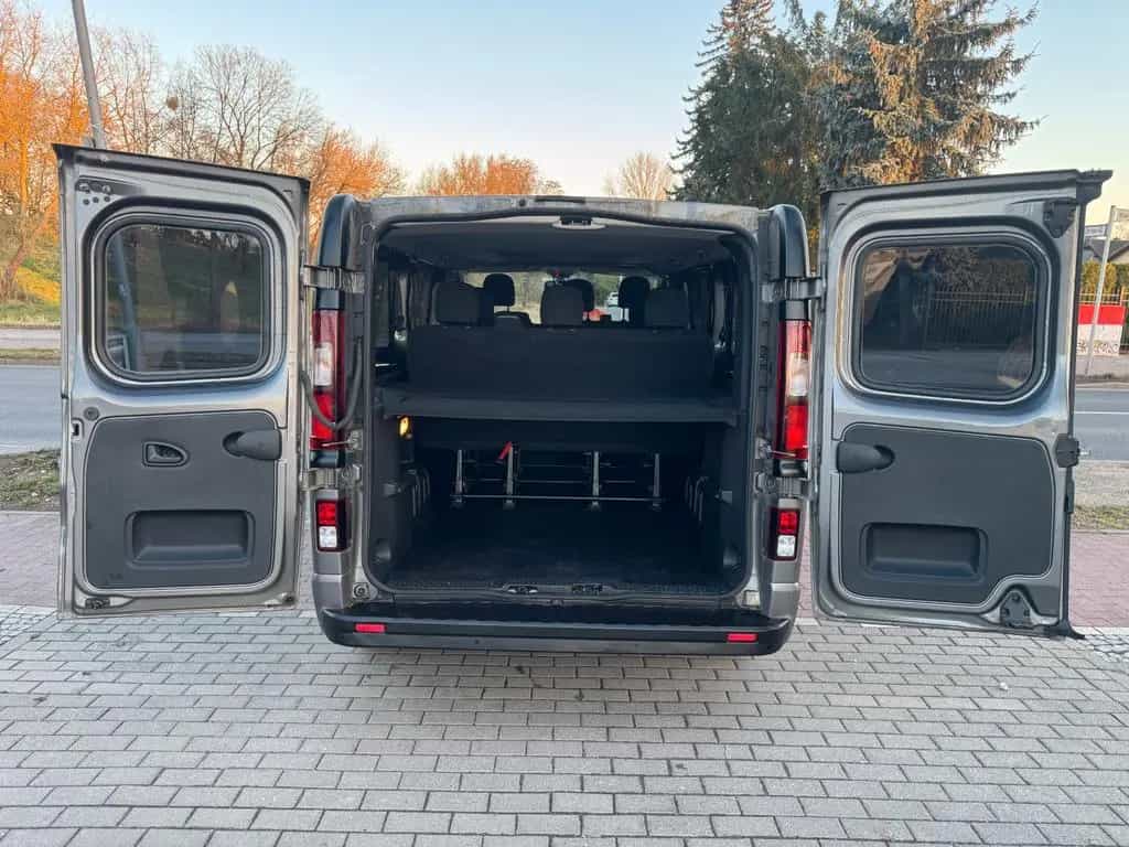 Opel Vivaro B Kombi L2H1*9Sitze*Nav*Temp*TÜV NEU* 04/2017-photo-5