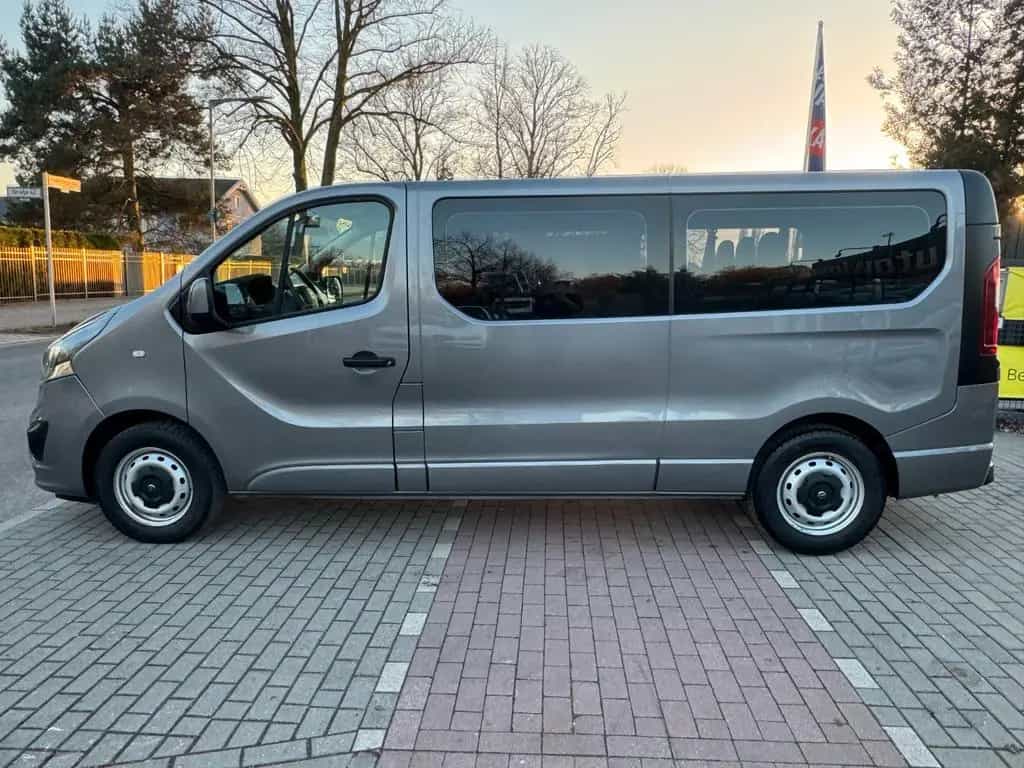 Opel Vivaro B Kombi L2H1*9Sitze*Nav*Temp*TÜV NEU* 04/2017-photo-7