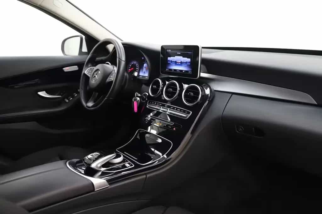 Mercedes-Benz C 200 CGI 184PS 9G Standheizung Navi R-Cam 04/2018-photo-14