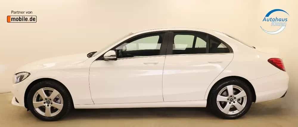 Mercedes-Benz C 200 CGI 184PS 9G Standheizung Navi R-Cam 04/2018-photo-3