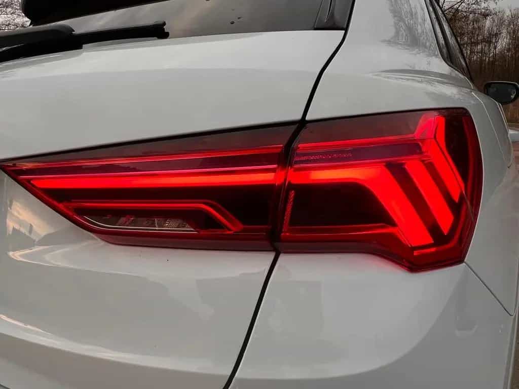 Audi Q3 35 Aut.TDI advanced/Sport GarantieMatrixLeder 09/2022-photo-39