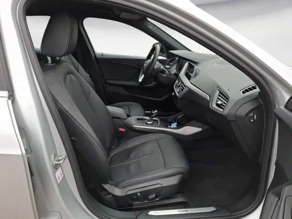 BMW 1 Series 118i Advantage Klimaaut. Memory vorn AHK PDC 12/2020-photo-8