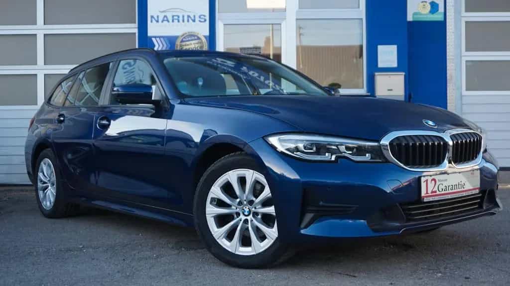 BMW 320 d xDrive Advantage Standheizung Kamera SHZ 06/2020-photo-1