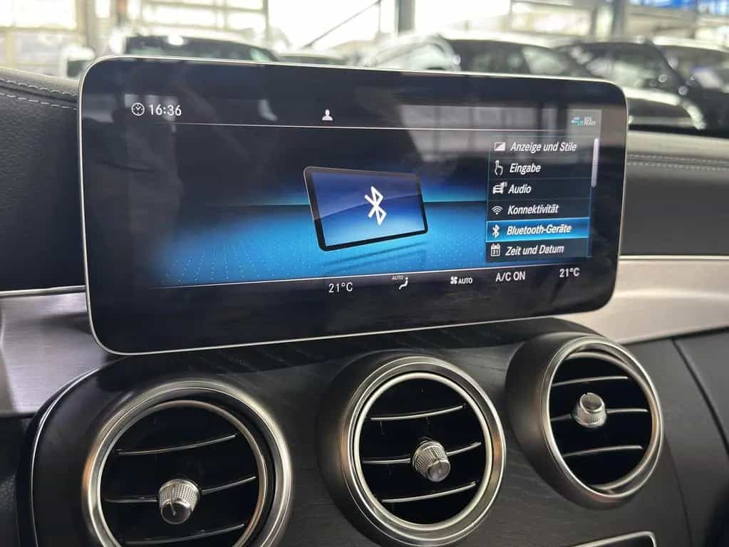 Mercedes-Benz C-Class 180 AMG Paket Leder LED Tempomat R.Cam Navi 04/2019-photo-22