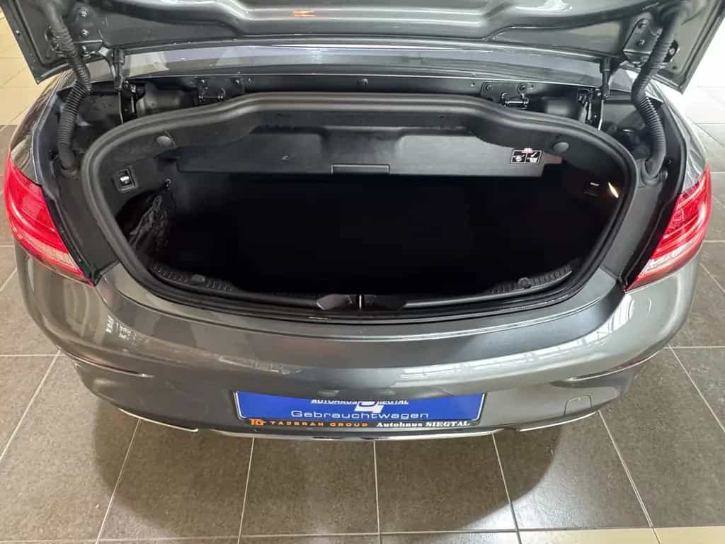 Mercedes-Benz C-Class 180 AMG Paket Leder LED Tempomat R.Cam Navi 04/2019-photo-6