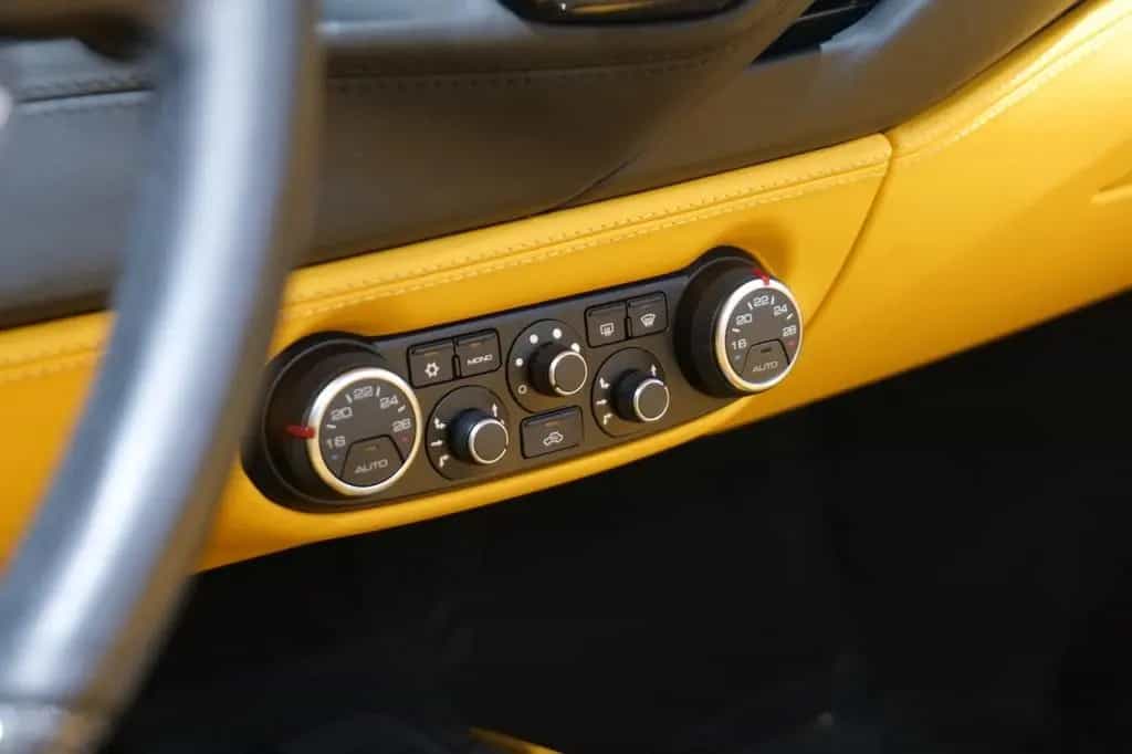 Ferrari 488 Spider *JBL*Carbon*Lift*F1-LED*PPF* 10/2016-photo-20