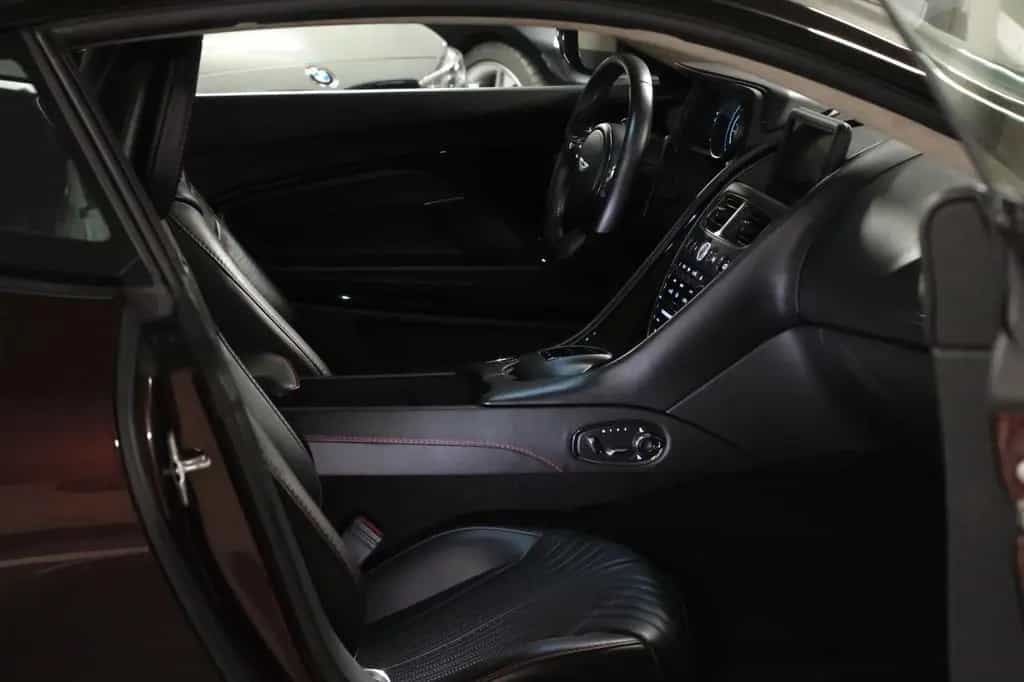 Aston Martin DB11 V8 Coupé *B&O*360° Kamera*Totwinkel*VOLL 02/2019-photo-18