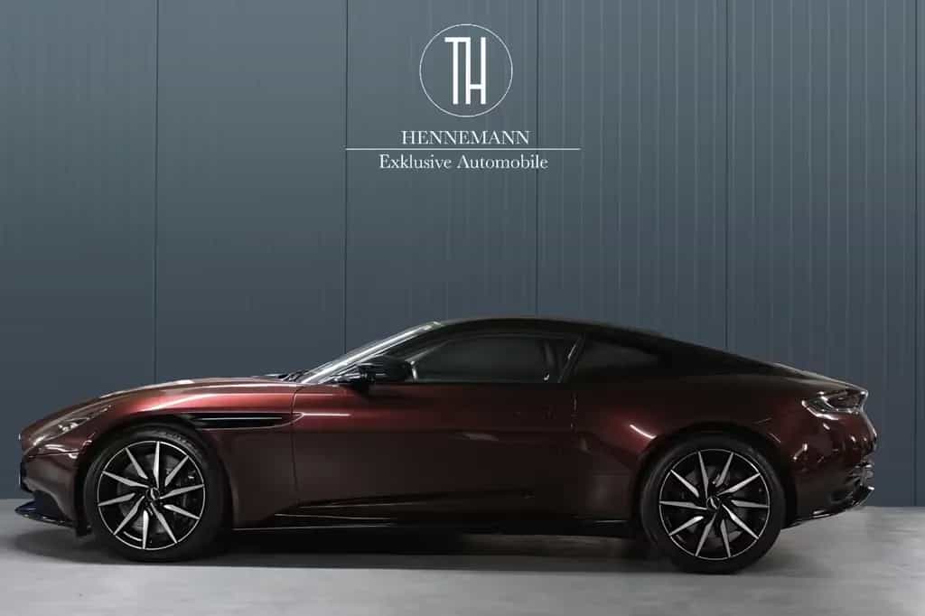Aston Martin DB11 V8 Coupé *B&O*360° Kamera*Totwinkel*VOLL 02/2019-photo-2