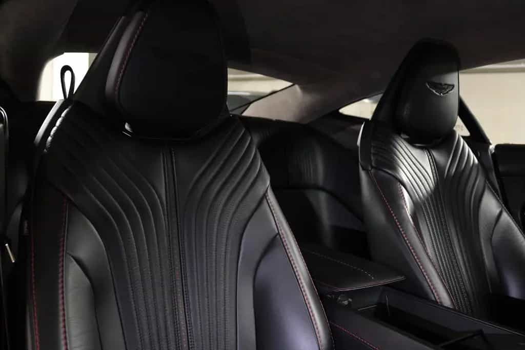 Aston Martin DB11 V8 Coupé *B&O*360° Kamera*Totwinkel*VOLL 02/2019-photo-23