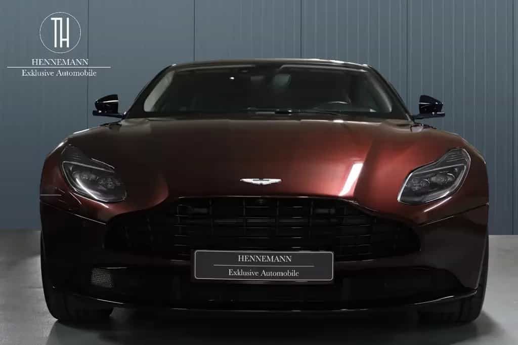 Aston Martin DB11 V8 Coupé *B&O*360° Kamera*Totwinkel*VOLL 02/2019-photo-4