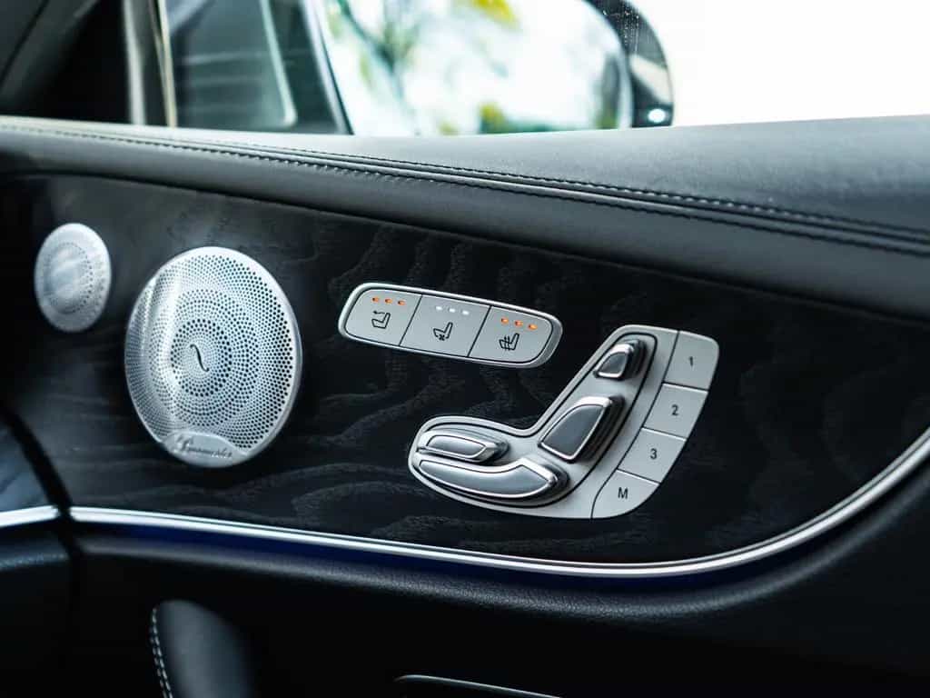 Mercedes-Benz E-Class 450 4Matic Cabrio AMG LINE DESIGNO 07/2019-photo-33