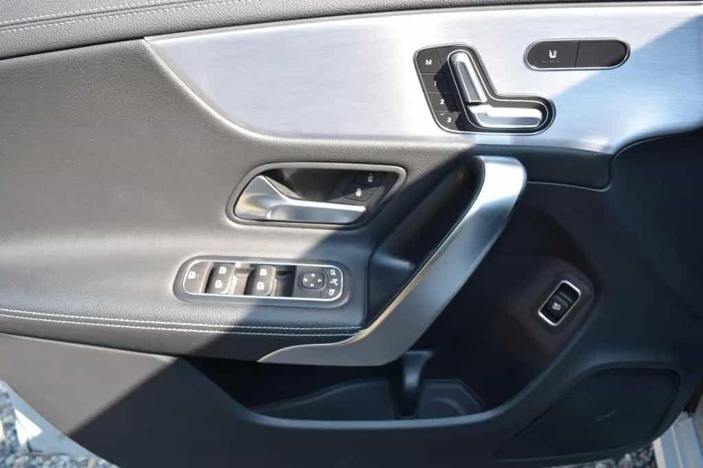 Mercedes-Benz CLA 220 Shooting Brake |AMBIENTE|360 CAM|AHK 01/2020-photo-24