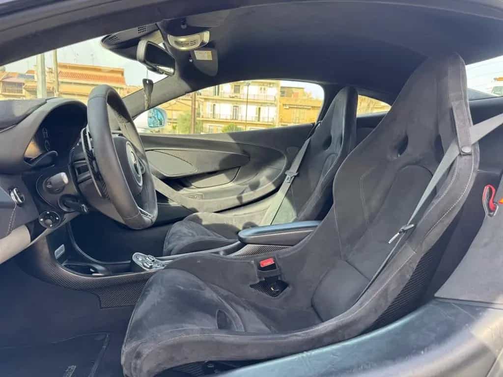 McLaren 570S MCLAREN 570S 3.8 BT 570 CV SOLLEVATORE CARBOCERA 03/2017-photo-7
