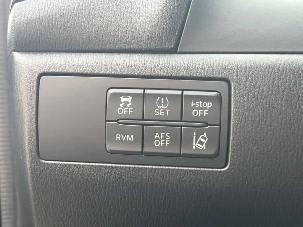 Mazda 3 Sports-Line*SHZ*NAVI*XENON*HuD* 10/2014-photo-20