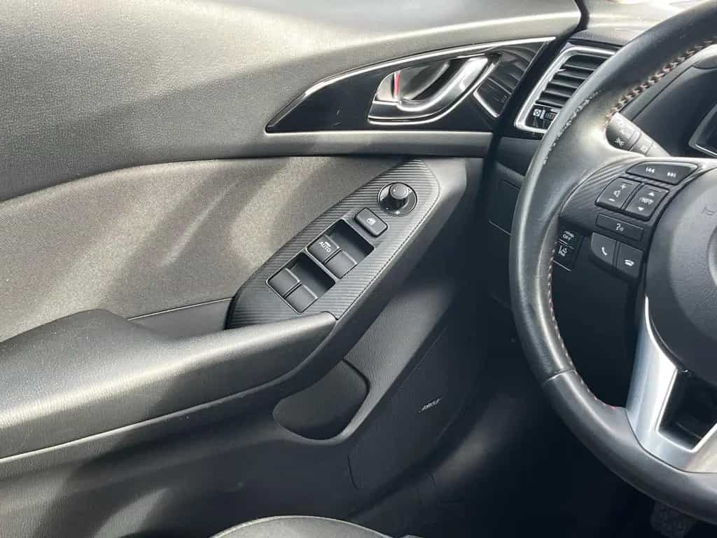Mazda 3 Sports-Line*SHZ*NAVI*XENON*HuD* 10/2014-photo-23