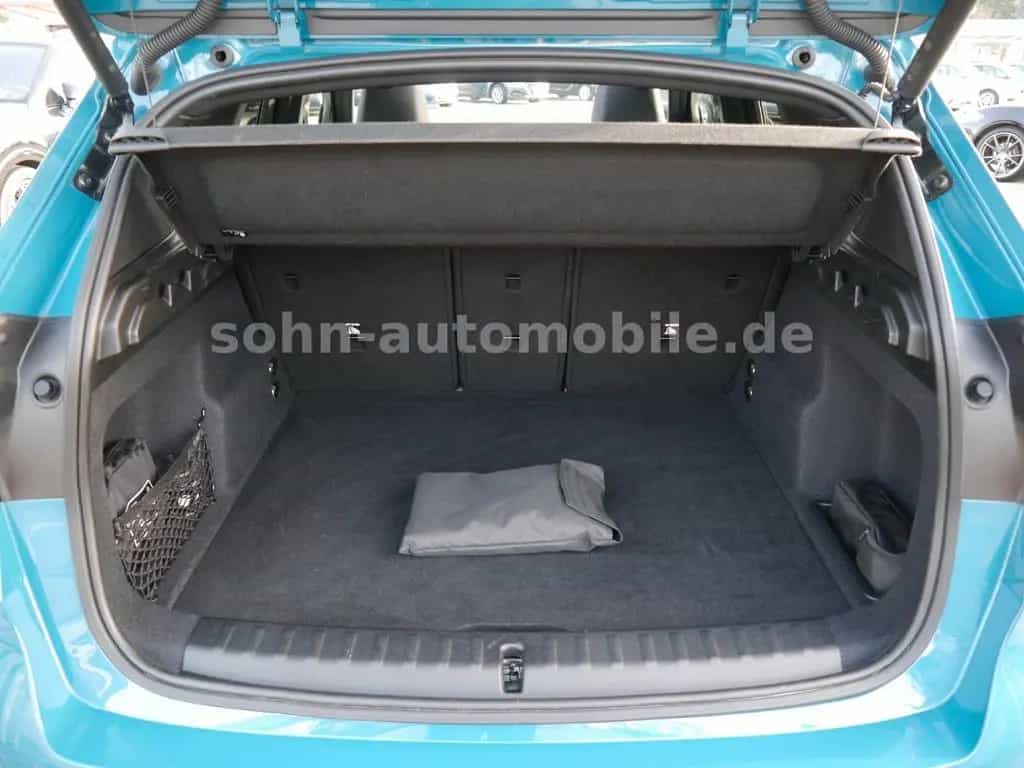 BMW X1 18 i sDri xLine Panorama/ACC/HUD/LED/AHK/360° 10/2023-photo-12