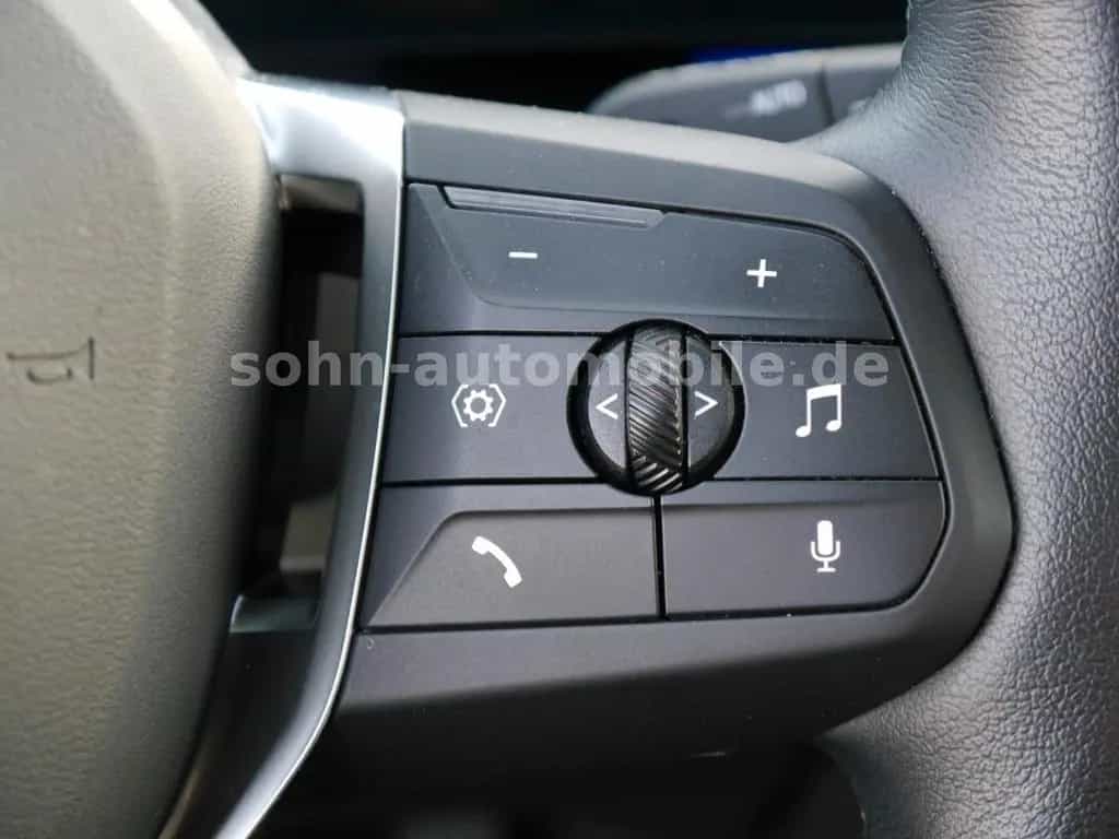 BMW X1 18 i sDri xLine Panorama/ACC/HUD/LED/AHK/360° 10/2023-photo-39